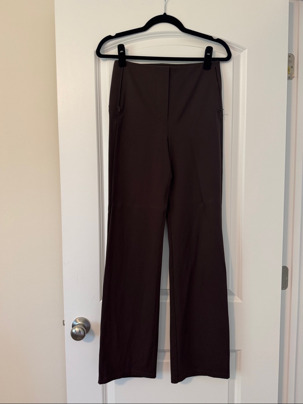 Lululemon Smooth Fit Pull On High Rise Pant in Espresso SZ 8